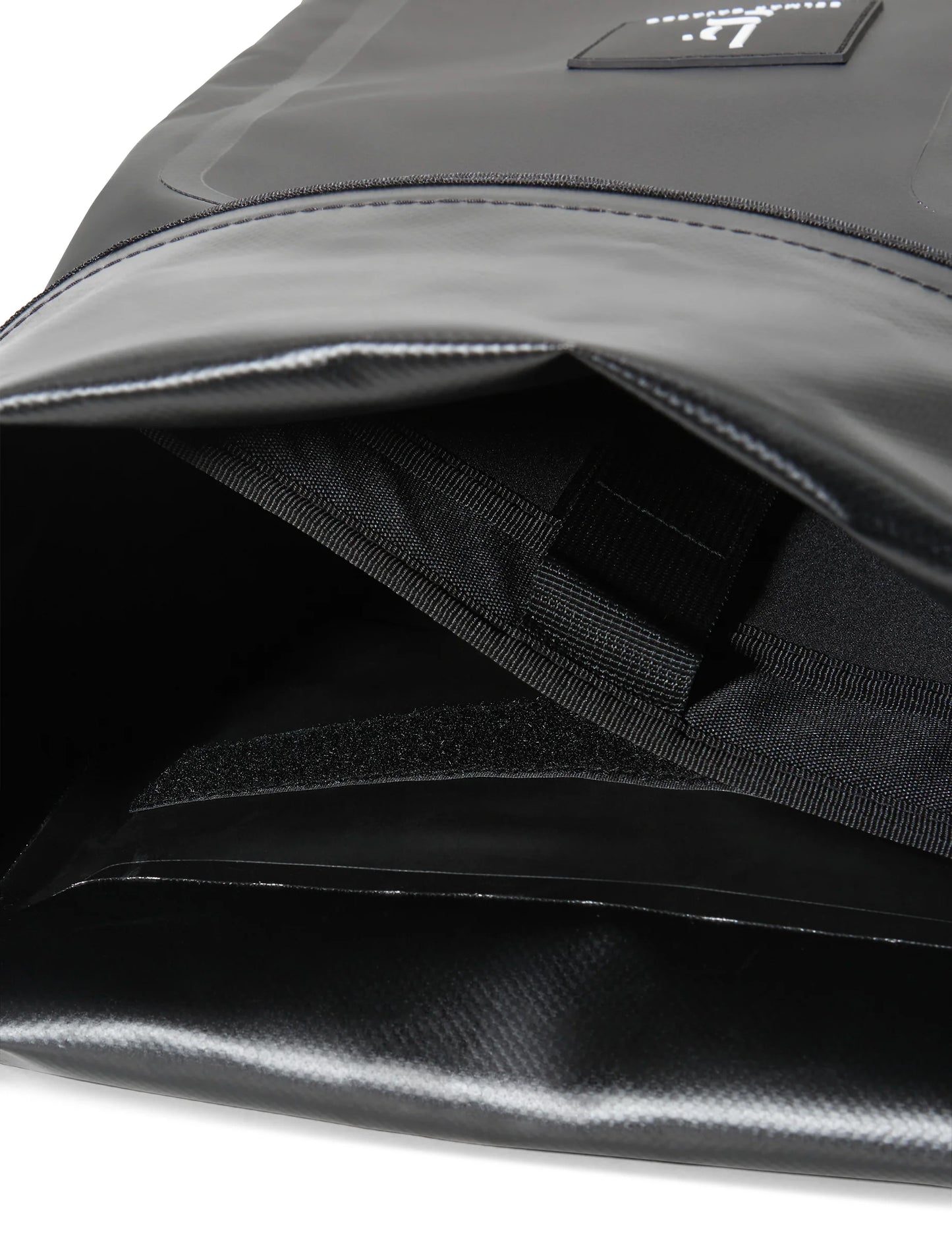 WASSERDICHTER ROLLTOP - ELEVEN ONE | SCHWARZ